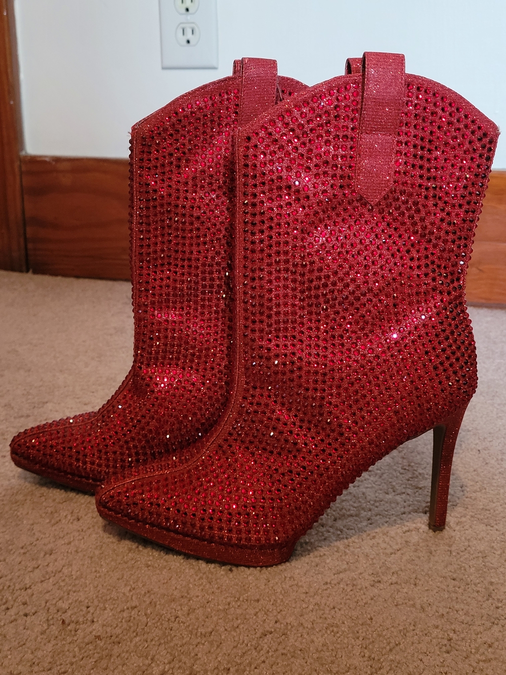Jessica Simpson Red Rhinestine Crystal Western Cowboy Heeled  Boots Size 7.5M/38